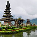 Along Lake Bratan A